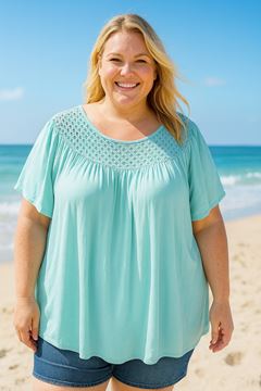Picture of QUALITY LIGHT VISCOSE TOP WITH LACE NECKLINE